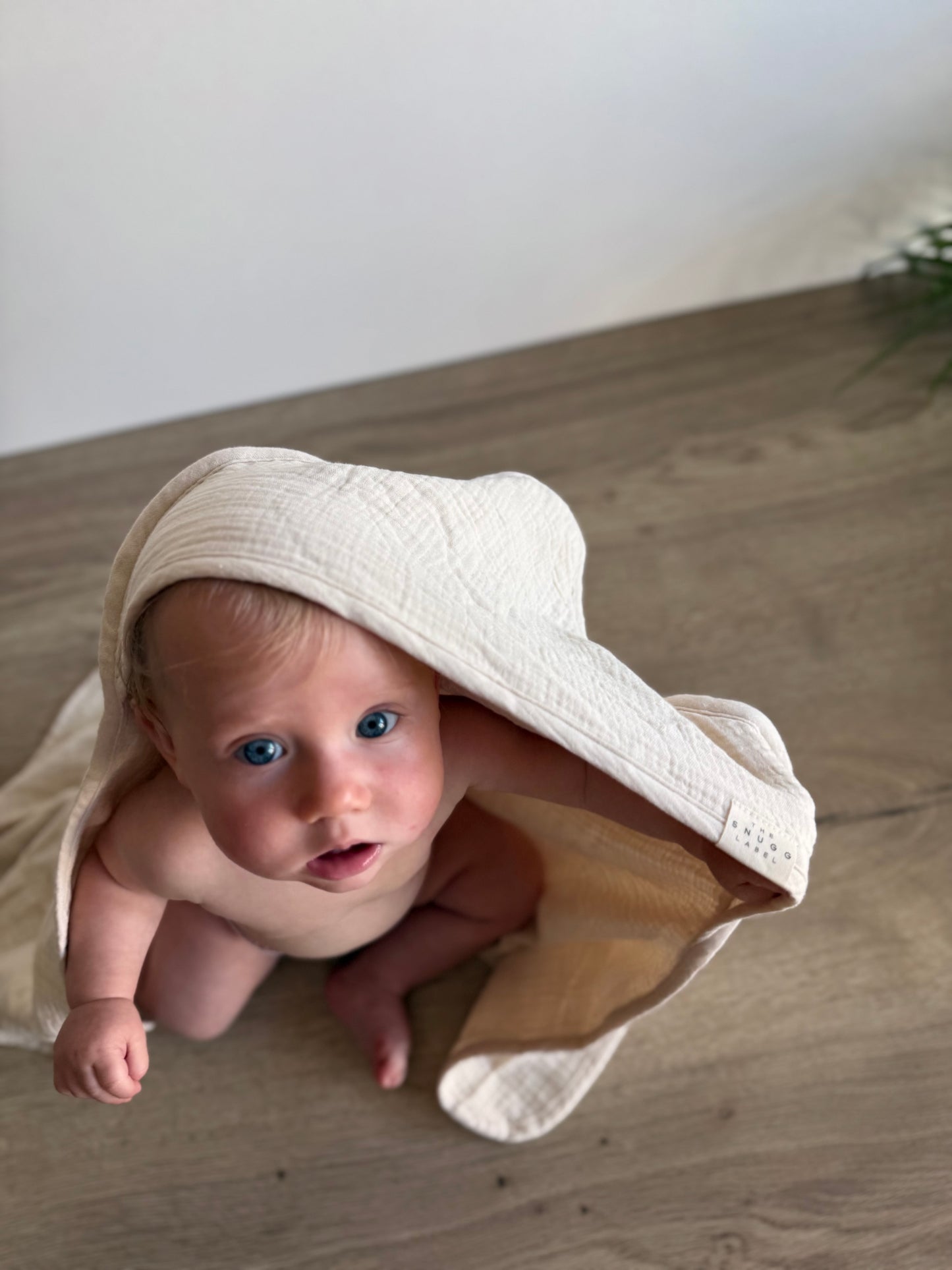 Tetra brisača s kapuco - bež