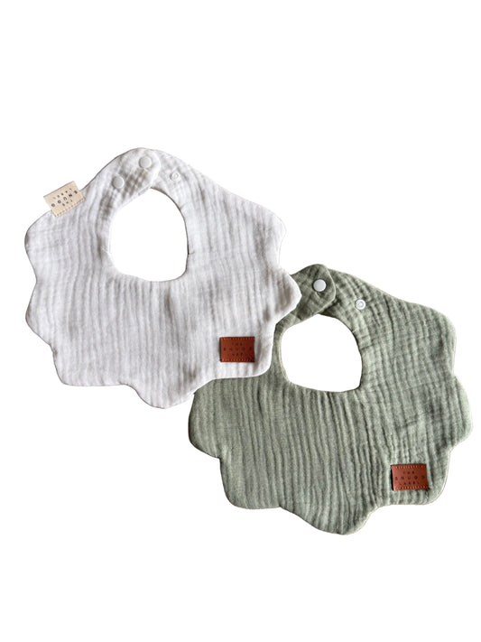 Slinček z valovitim robom - set 2 - bela in zelena
