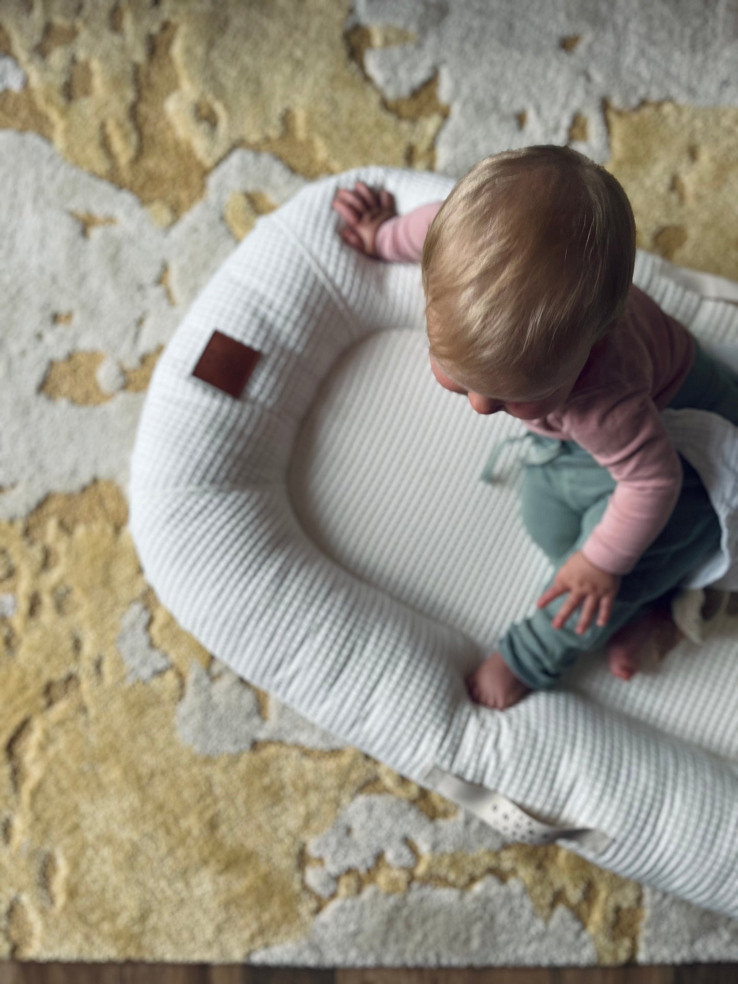 Gnezdece - svetlo modra