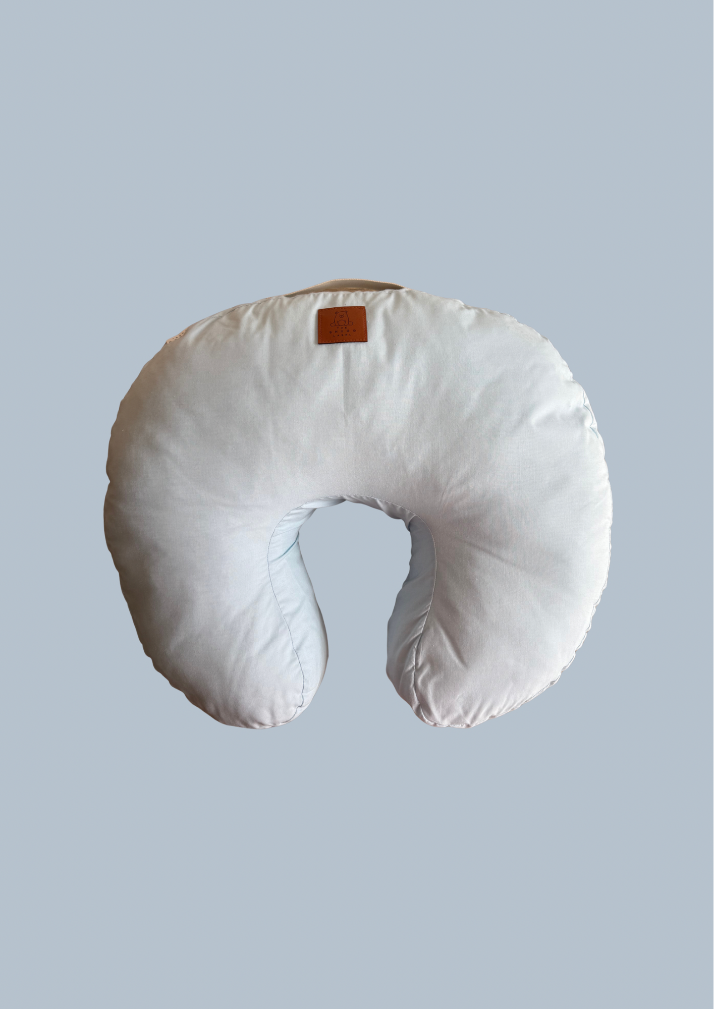 Blazina za dojenje s svetlo modro bombažno prevleko